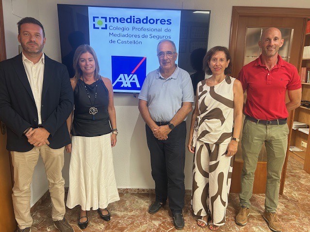 AXA y el Colegio de Castellón renuevan su convenio con el objetivo de seguir fortaleciendo el papel del mediador en la provincia.