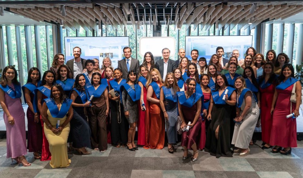 Sanitas gradúa a la primera promoción de alumnos de Sanitas Campus FP, su centro de formación profesional especializado en el ámbito sanitario