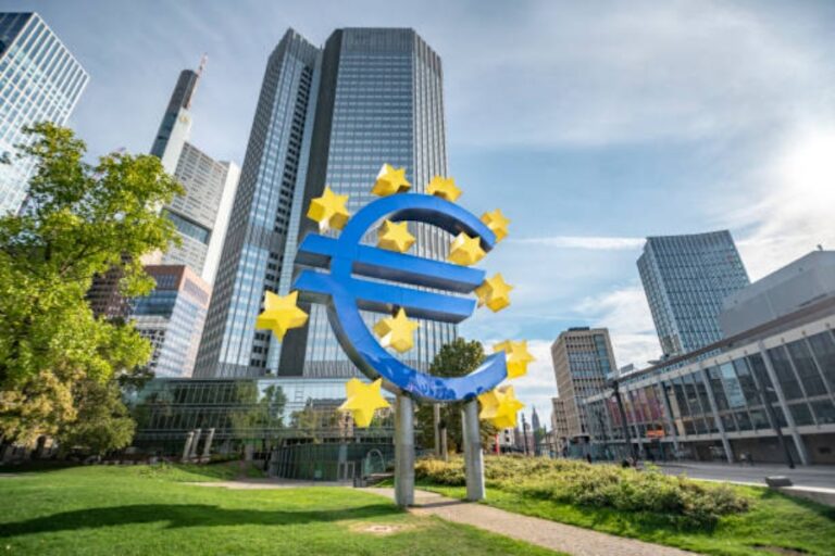 El BCE pausa los tipos de interés