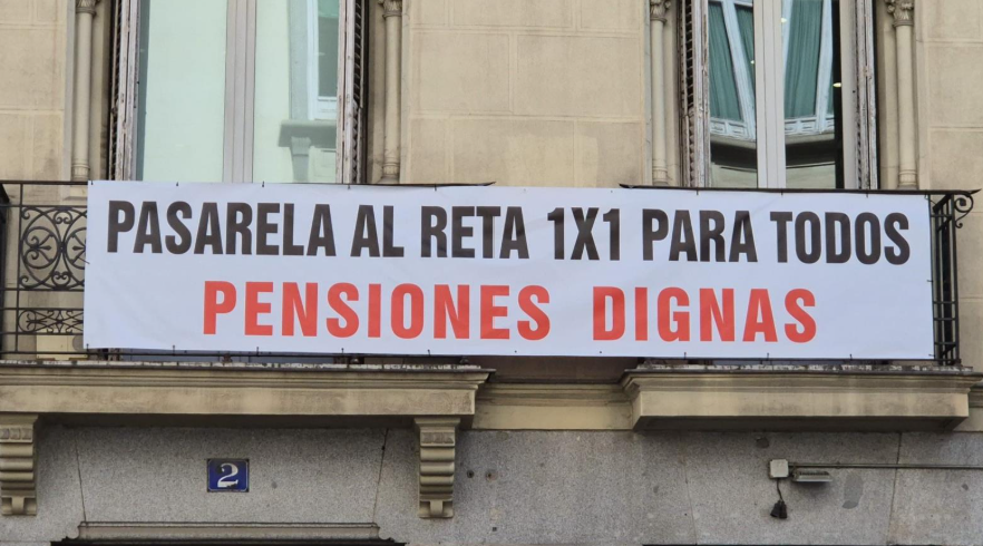 Mutualistas se movilizan en Madrid para reclamar los derechos de 200.000 profesionales y una pasarela justa al RESTA.