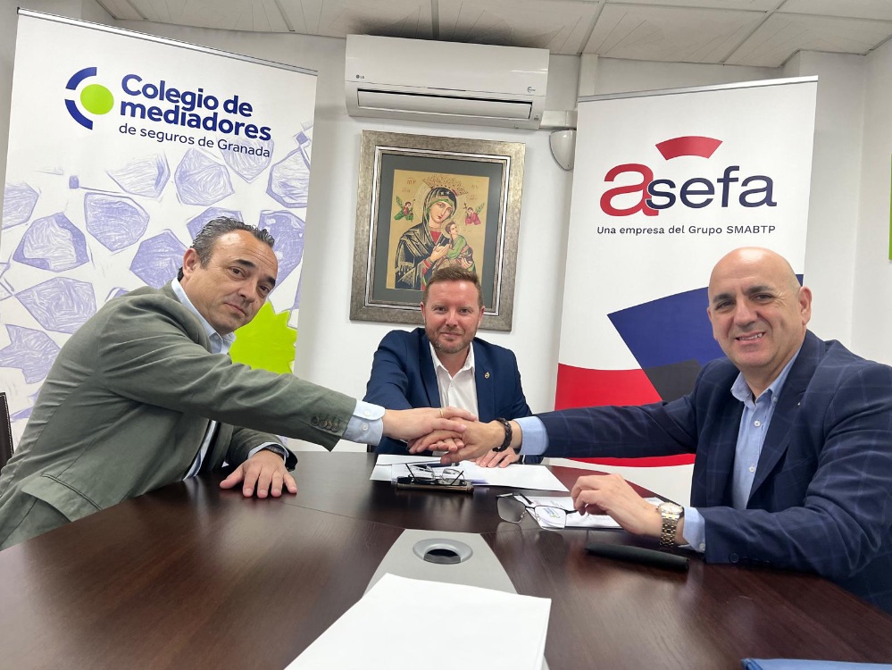 El Colegio de Mediadores de Seguros de Granada ha renovado un año más su protocolo de colaboración con la compañía aseguradora Asefa