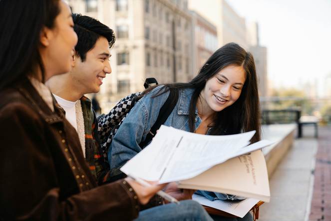 Iris Global recuerda la importancia de contratar un seguro de viaje específico para estudiantes ahora que comienza el nuevo curso.
