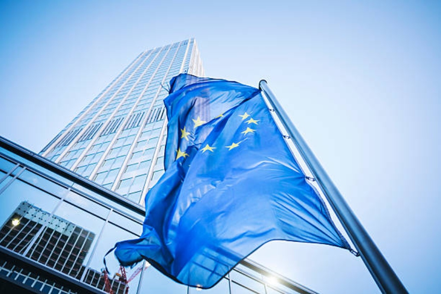 El euríbor continúa al alza y podría terminar 2025 por encima del 2%