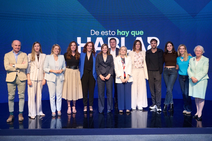 La ministra de Sanidad llama a abordar la salud mental desde la justicia social