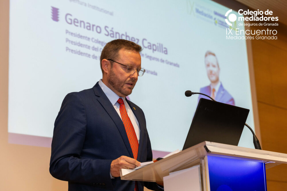 Genaro Sánchez Capilla deja la presidencia del Colegio de Mediadores de Seguros de Granada tras once años en el cargo