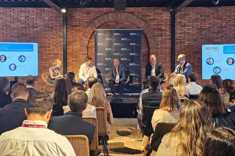 La integración de múltiples proveedores de IA impulsa la flexibilidad operativa en las aseguradoras