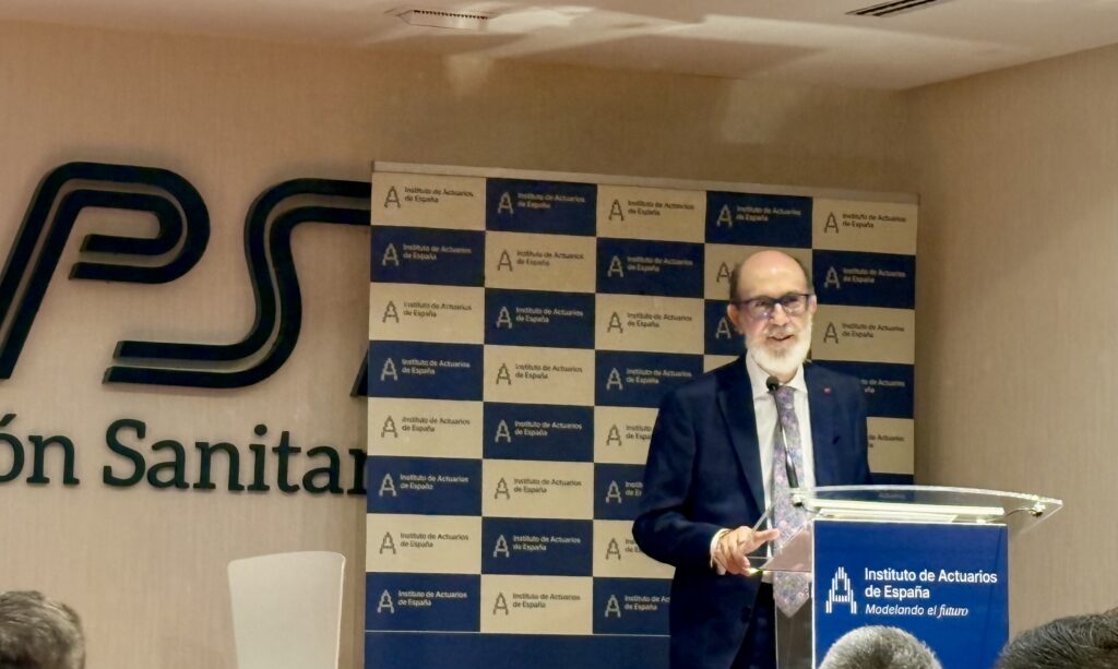 José Boada, Actuario de Honor del IAE.