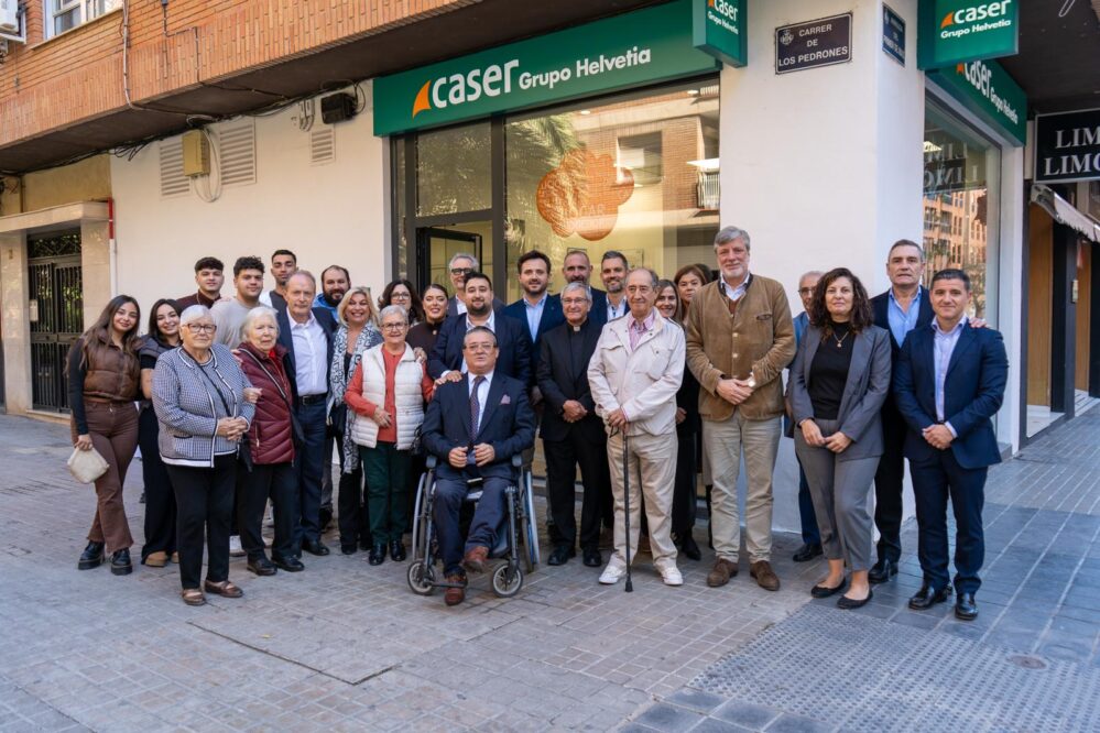 Caser refuerza su presencia en Valencia con la apertura de una nueva oficina liderada por el profesional Juan Grau.