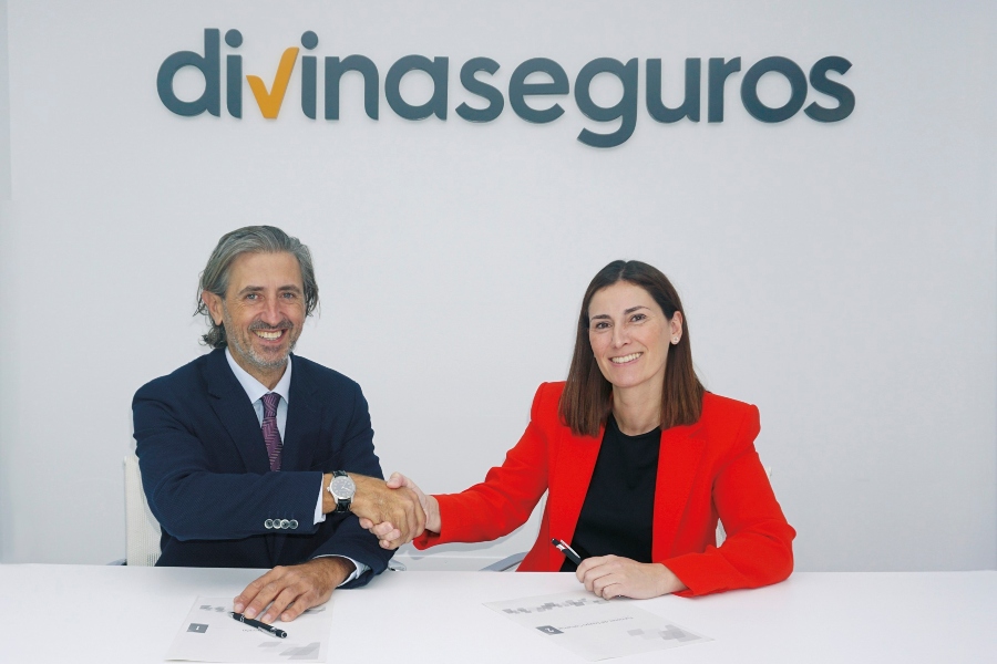 Pont Grup incorpora a su cartera un nuevo seguro de motos de Divina Seguros
