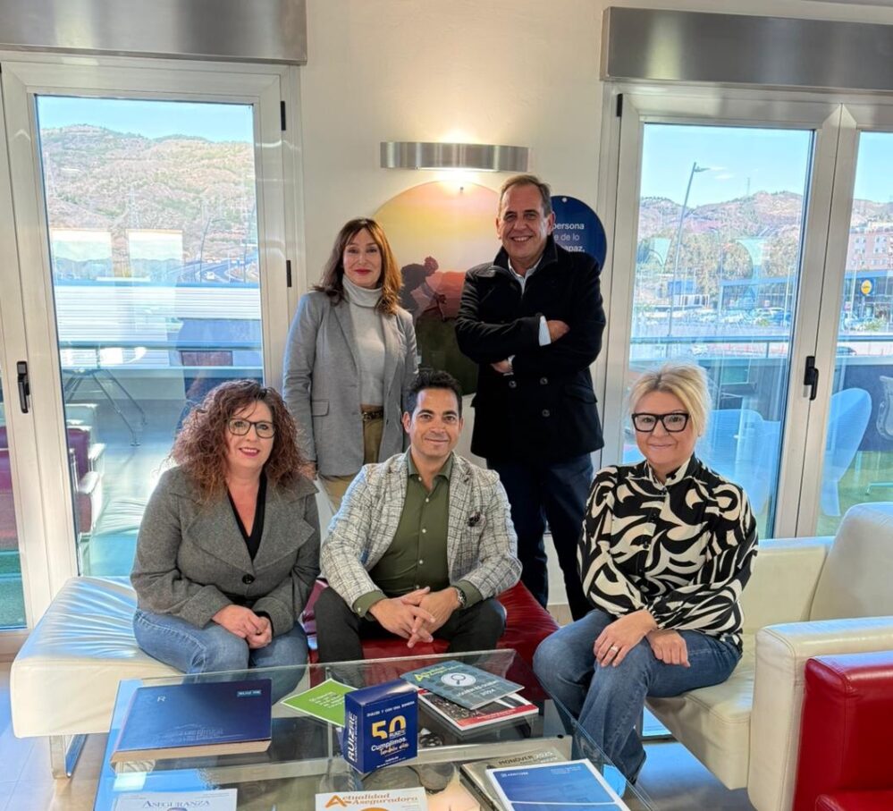 Ruiz Re continúa reforzando su presencia en la provincia de Alicante con una nueva operación corporativa con la correduría Aracil y Pastor