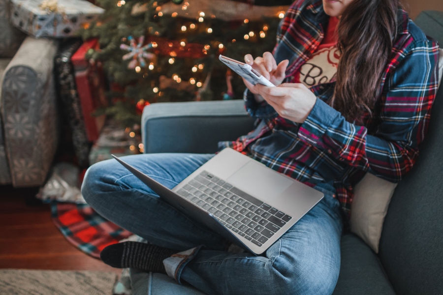 La campaña navideña reactiva el riesgo de fraude digital en compras y entregas online