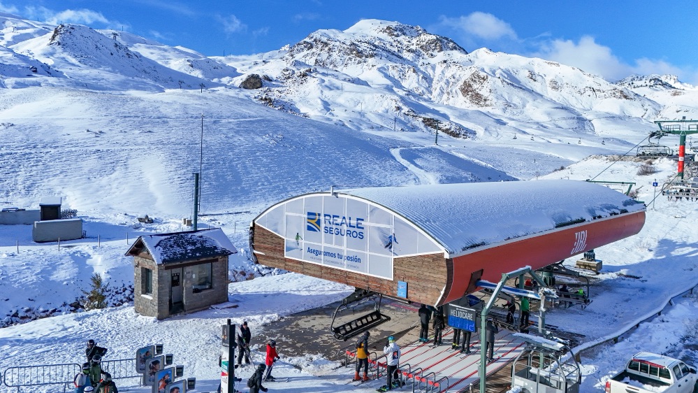 Reale Seguros ha renovado su acuerdo de patrocinio con el Grupo Aramón para las tres próximas temporadas