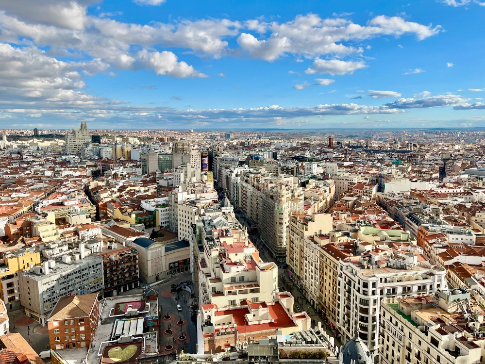 Willis amplía sus centros globales de colocación de Seguros Generales (Property & Casualty, P&C) con la incorporación de Dubái y Madrid.