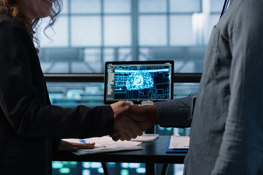 La automatización con IA reabre el debate sobre el futuro del empleo en sectores regulados