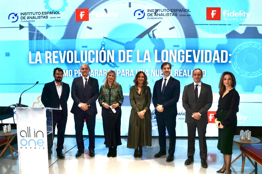 Un tercio de los españoles próximos a la jubilación desconoce la duración potencial de sus ahorros