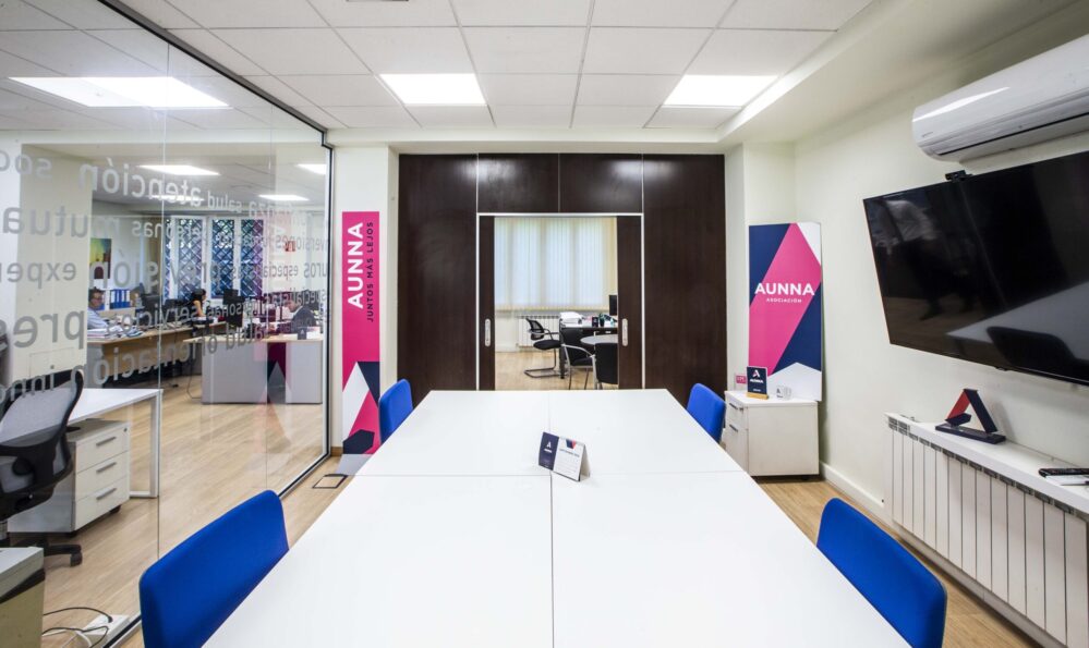 AUNNA refuerza en 2025 su apuesta por la formación con más de 30 cursos especializados y acuerdos estratégicos