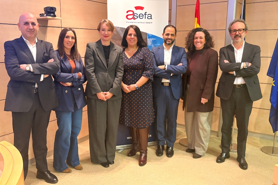 Alumnos del Grado Inmobiliario ASPRIMA‑UPM visitan la sede de Asefa