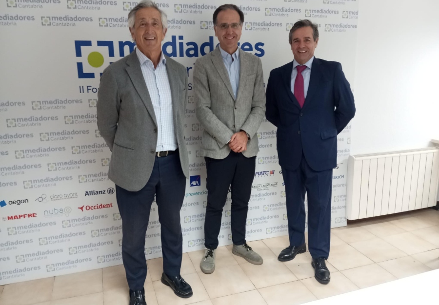 El Colegio de Cantabria y ASEFA amplían su acuerdo de colaboración en materia aseguradora