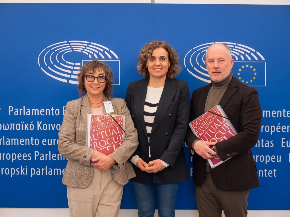 La Mutualidad de Procuradores urge en Bruselas aprobar la pasarela al RETA para garantizar la jubilación y la seguridad jurídica del colectivo.