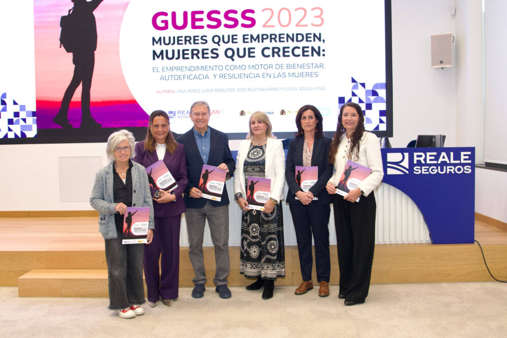El informe GUESSS revela que el emprendimiento reduce la brecha de género en bienestar y autoconfianza, aunque persisten desigualdades en acceso y vocación.