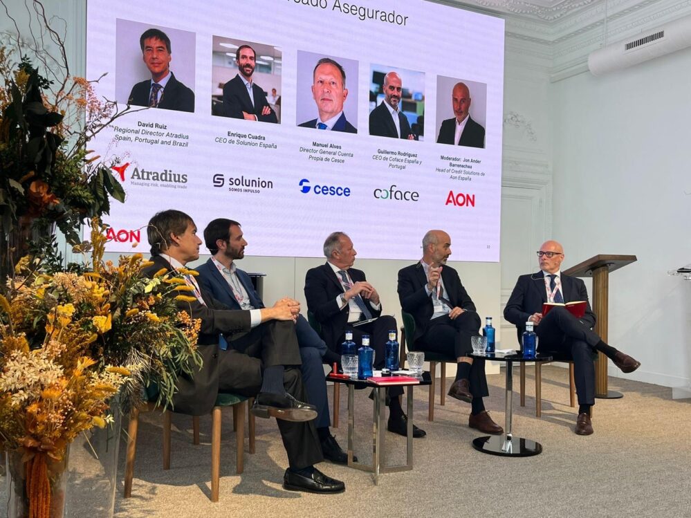 El mercado asegurador de crédito mantiene capacidad y condiciones competitivas para apoyar a las empresas pese a la volatilidad geopolítica, según Aon.