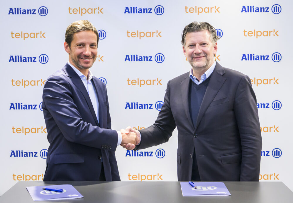 Allianz y Telpark firman una alianza estratégica para integrar seguros, aparcamiento y movilidad eléctrica con descuentos y ventajas para sus clientes en España.