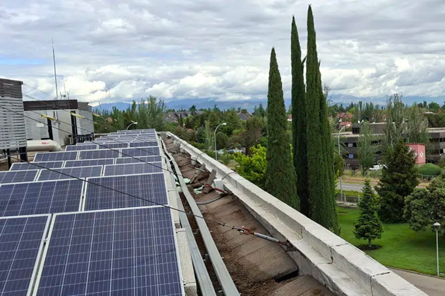Mapfre instala más de 9.000 paneles solares en edificios de 8 países