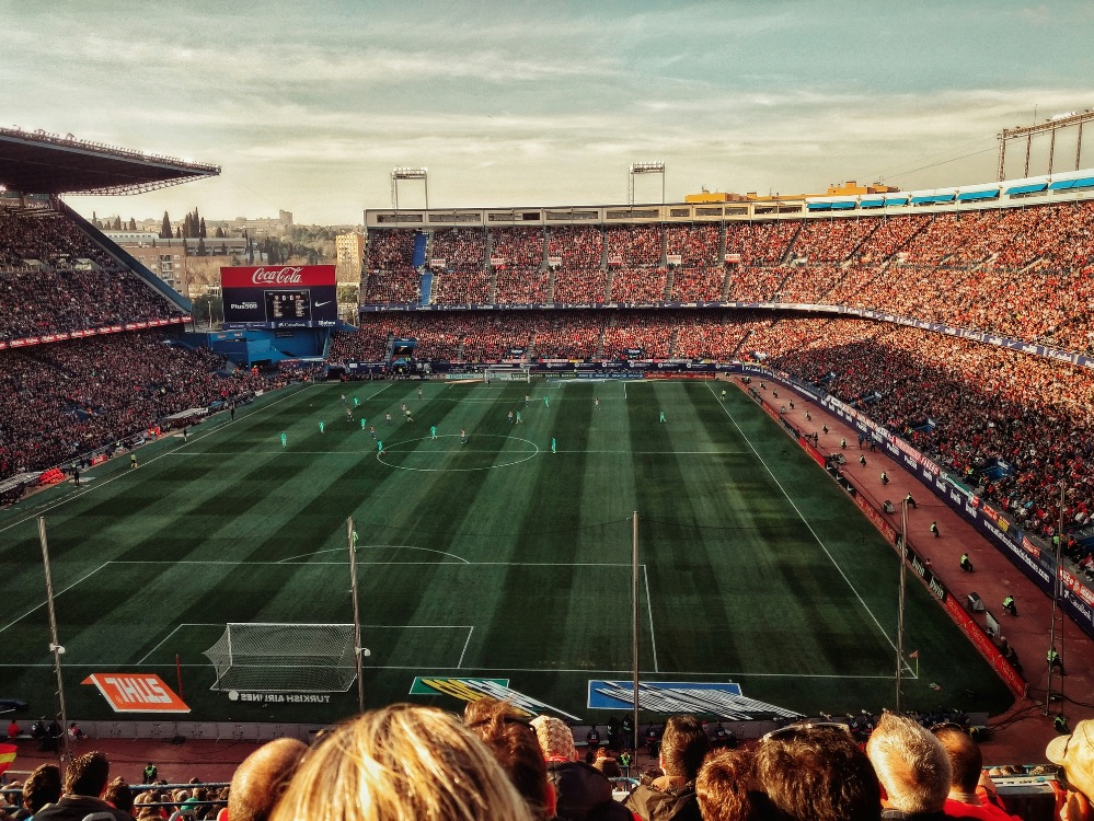 Estadio de fútbol.
