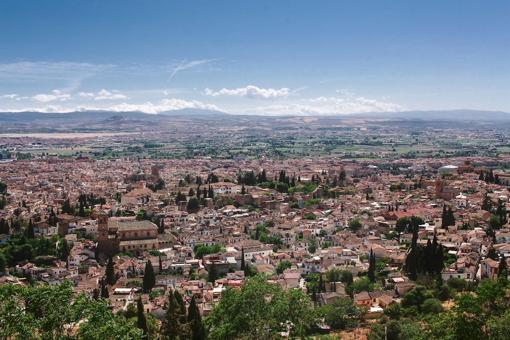 Los terremotos de Granada elevan los siniestros. SANTALUCÍA gestiona 1.473 incidencias y Occident refuerza la atención a sus asegurados.