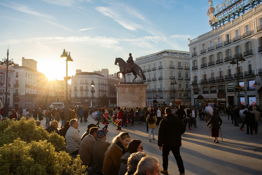 La riqueza financiera de los hogares españoles crece un 9,6% y duplica la media europea