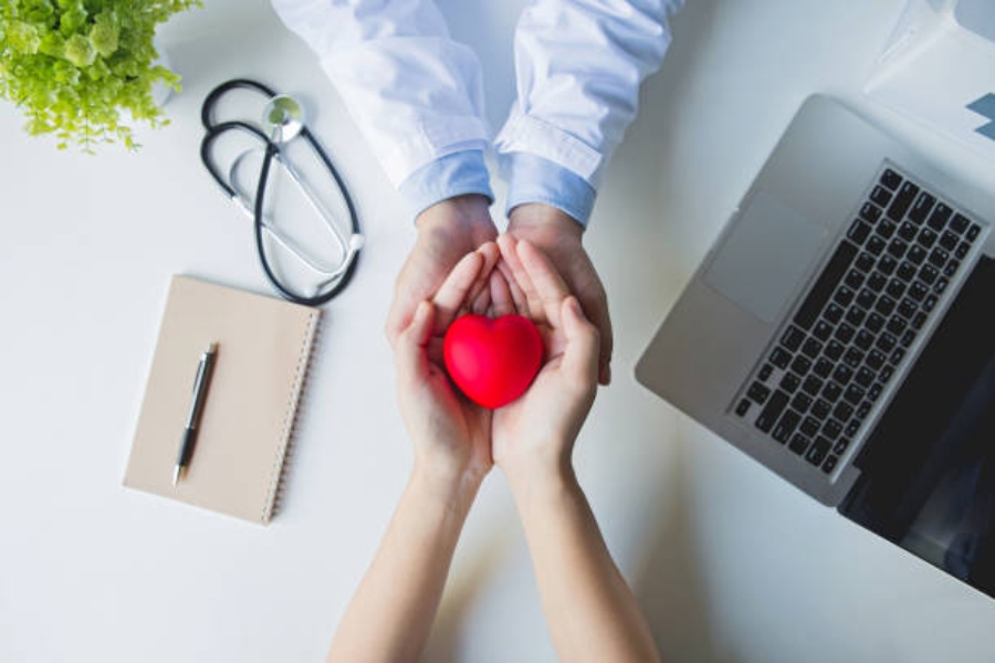 Especialistas advierten sobre alteraciones cardiovasculares sutiles en el Día Mundial del Corazón