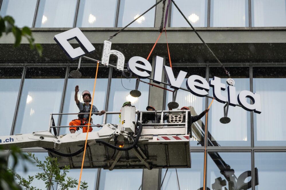 Helvetia será la marca única en España desde el 1 de enero de 2027, también en bancaseguros, tras la integración con Caser.