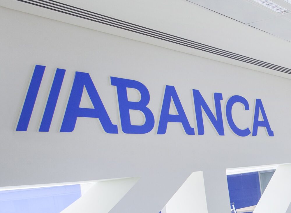 ABANCA incorpora a Mário Centeno como consejero independiente de ABANCA Vida y Pensiones para reforzar su gobernanza y estrategia.