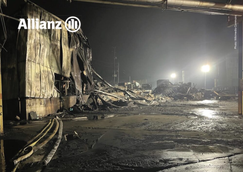 Los incendios y explosiones causan el 36% de las reclamaciones por interrupción del negocio en España, según un análisis de Allianz Commercial.