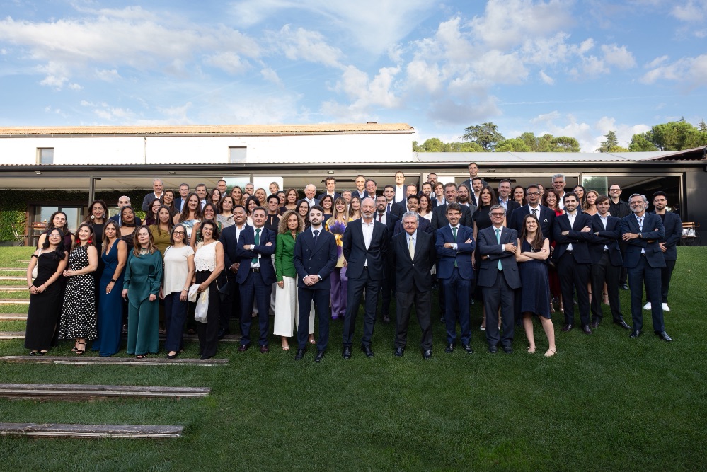 Berkley España celebra su 20º aniversario en Madrid junto a cerca de 400 profesionales y destaca el papel de corredores y clientes.