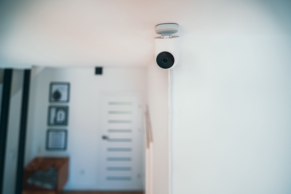 Seguros Nogal amplía sus servicios con una nueva vertical de seguridad y alarmas para hogares y negocios, que se suma a su oferta energética.