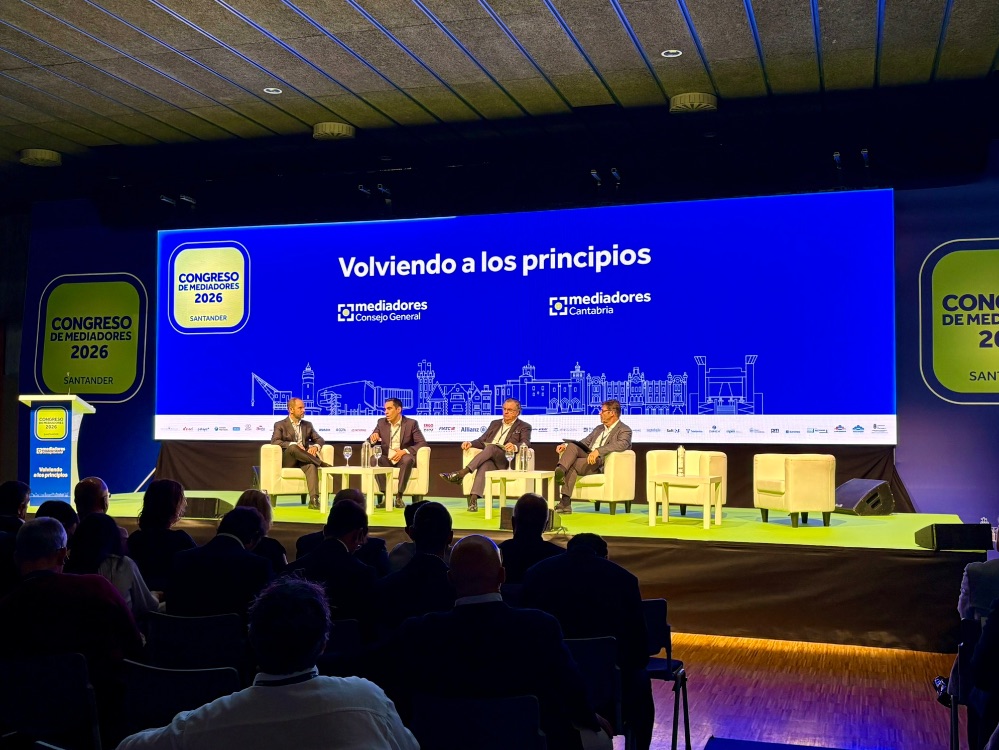 La tecnología transforma la mediación de seguros: CIMA, AETMA y TIREA analizan el impacto de la IA, los datos y la conectividad.